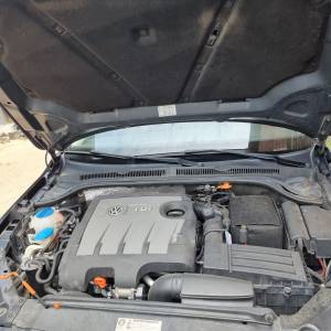 Prodajem VW Jetta 1.6 TDI