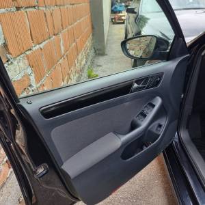 Prodajem VW Jetta 1.6 TDI