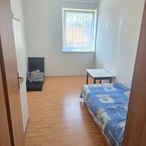 Pula - Monvidal, 4-sobni stan 128m2, terasa, 2. kat, otvoreni pogled