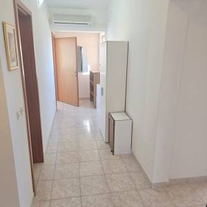 Pula - Monvidal, 4-sobni stan 128m2, terasa, 2. kat, otvoreni pogled