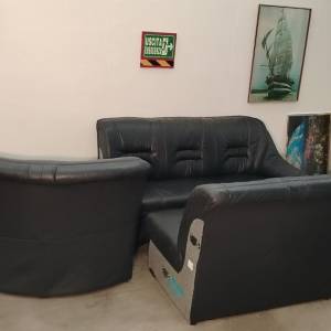RASTEGLJIVA KOŽNA GARNITURA IZ ŠVEDSKE ! Moguća DOSTAVA !
