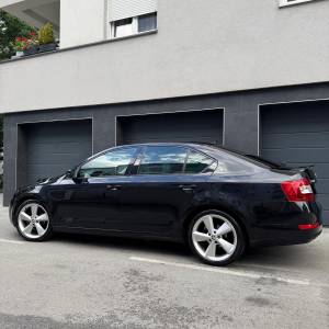 ŠKODA OCTAVIA 1.6TDI STYLE //79tkm//prvi vlasnik//HR auto//odličan//