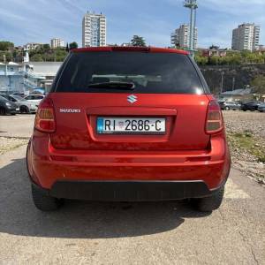 Suzuki SX4 + PLIN!