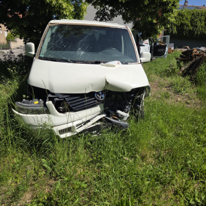 VW Transporter 1,9 TDI /3000/ putnicki 8+1