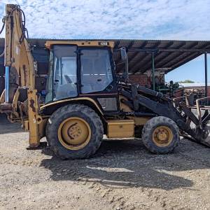 2004 CAT 428 d