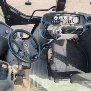 2004 CAT 428 d