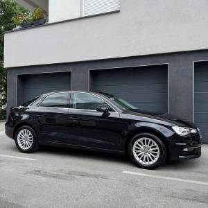 AUDI A3 1.6TDI //124tkm//prvi vlasnik//HR auto//dvozonska klima//