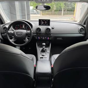 AUDI A3 1.6TDI //124tkm//prvi vlasnik//HR auto//dvozonska klima//