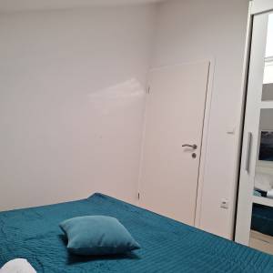 DUGOROČNI NAJAM - modera potpuno opremljen 2-soban stan Novalja (Gaj)