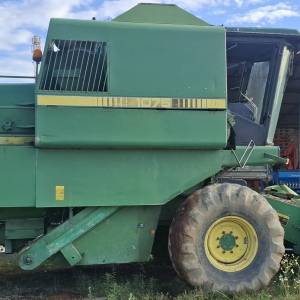 John deere 1075