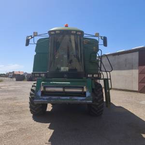 John Deere 2054 kombajn
