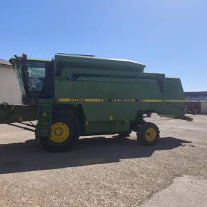 John Deere 2054 kombajn