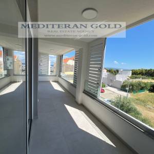 Kaštel Štafilić, novogradnja, trosoban stan blizu mora, pogled