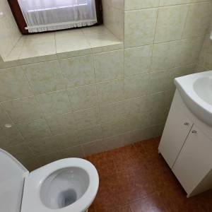 Kuća od cca 110m2 na dva kata za smještaj do 6 radnika u okolici grada