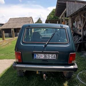 Lada Niva 1,7i
