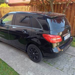 Mercedes B klasa 220 CDI prva vlasnica