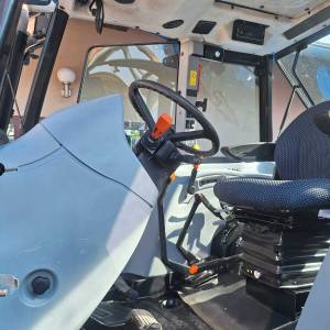 New Holland T5060