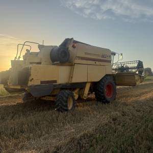 New holland TF44