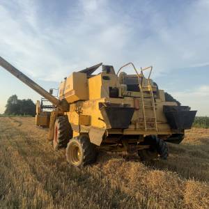 New holland TF44