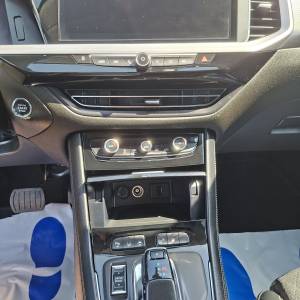 OPEL GRANDLAND 1.6 TURBO  AUTOMATIK HIBRID (BENZIN+STRUJA)