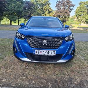 Peugeot 2008 1,2 PureTech 13 KS ALLURE BUSINESS, 2020. SERVISIRAN