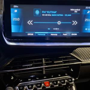 Peugeot 2008 1,2 PureTech 13 KS ALLURE BUSINESS, 2020. SERVISIRAN