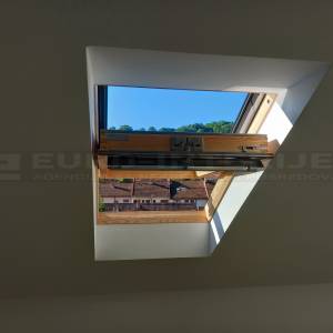 Požega, novouređen četverosoban stan 83 m², blizina centra