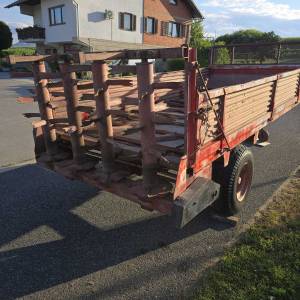 PRIKOLICA RASTEPAČ STAJSKOG GNOJA