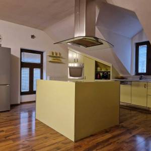 Prodaja, Kuća, Centar, Ulica Franje Tuđmana, Samostojeća, 430m2