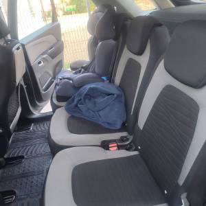 Prodaje se Citroen c4 picasso 1,6 hdi 2014 godište