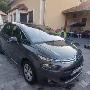 Prodaje se Citroen c4 picasso 1,6 hdi 2014 godište