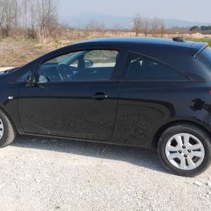 Prodaje se opel corsa 1.2 2018. Sa prijeđeni 112.200km