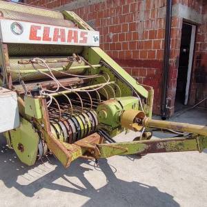 Rolo balirka Claas