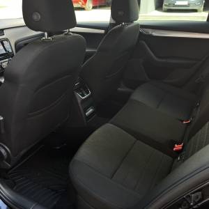 Škoda Octavia 2.0 TDI | Redovno servisiran DSG | Nove gume | HR auto