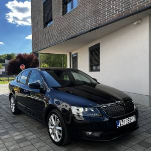Škoda Octavia 2.0 TDI | Redovno servisiran DSG | Nove gume | HR auto