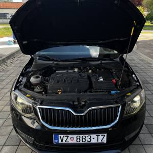 Škoda Octavia 2.0 TDI | Redovno servisiran DSG | Nove gume | HR auto