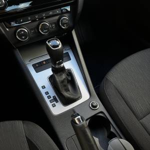 Škoda Octavia 2.0 TDI | Redovno servisiran DSG | Nove gume | HR auto