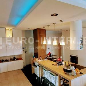 Stan Stenjevec, atraktivan dizajnerski Penthouse pov. 135 m² + terasa
