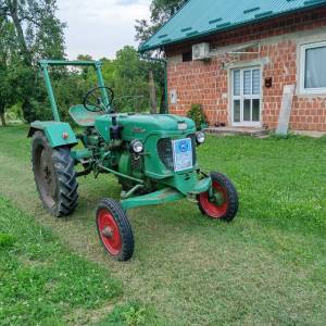 Traktor Güldner