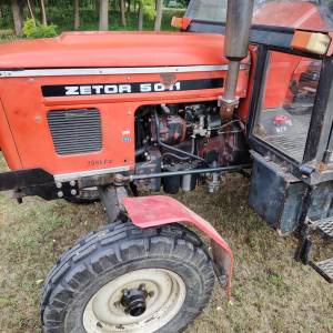 Traktor  Zetor