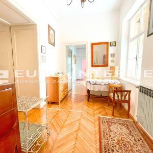 Zagreb Centar Medulićeva ul. trosoban stan 94 m²  + GM