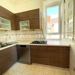 Zagreb Centar Palmotićeva ul. Četverosoban stan 100 m² balkon