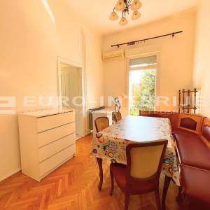 Zagreb Centar Palmotićeva ul. Četverosoban stan 100 m² balkon