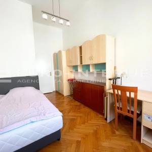 Zagreb Centar Palmotićeva ul. Četverosoban stan 100 m² balkon