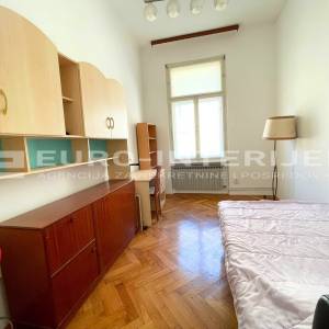 Zagreb Centar Palmotićeva ul. Četverosoban stan 100 m² balkon