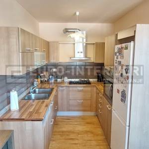 Zagreb Perjavica - Dominika Mandića četverosoban stan NKP 99m² s 2 PM