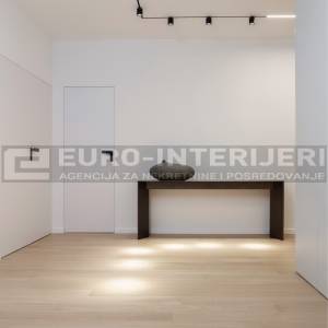 Zagreb, Srebrnjak, luksuzan trosoban stan 152 m2, balkon, terasa