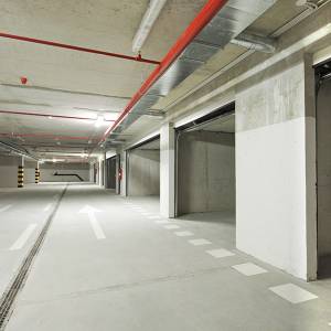 Zakup izložbenog prostora u poslovnoj zgradi - Split, Poljička cesta