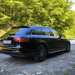 AUDI A4 AVANT 2.0 TDI S-LINE B8.5 2015G