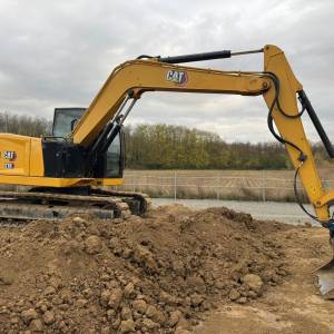 Caterpillar 310
